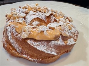 Кольцо из заварного теста с кремом из маскарпоне 1010883