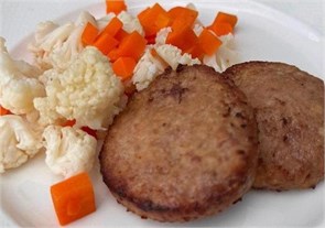 Котлеты из индейки с овощами 1000872